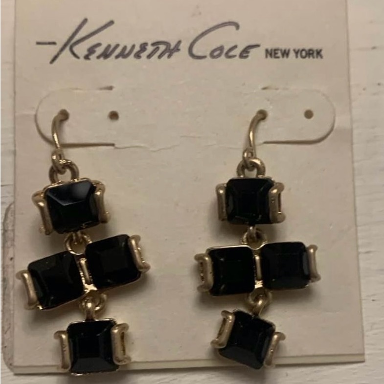 Kenneth Cole New Goldtone And Black Stone Earrings 26$